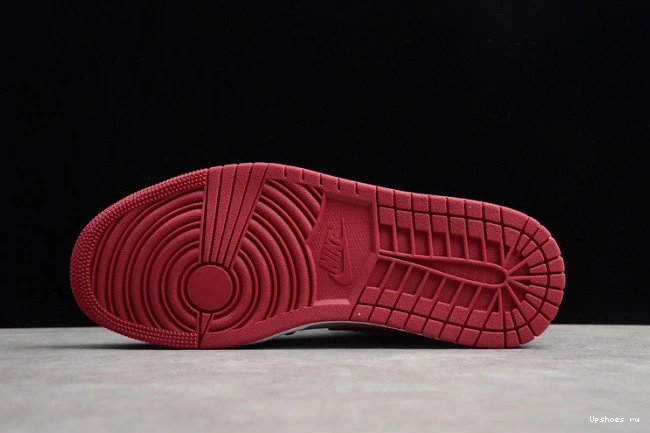 Jordan  1 Air Mid Bred Toe 554724-066 0522
